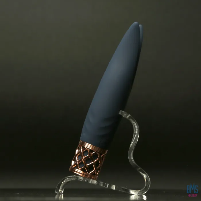 Pillow Talk Pillow Talk Secrets Playful Clitoral Vibrator Navy Vibrators