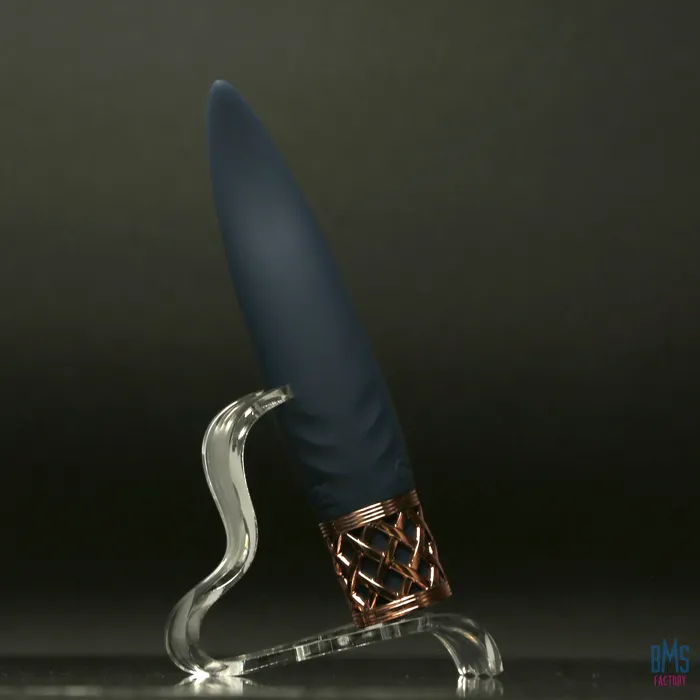 Pillow Talk Pillow Talk Secrets Playful Clitoral Vibrator Navy Vibrators