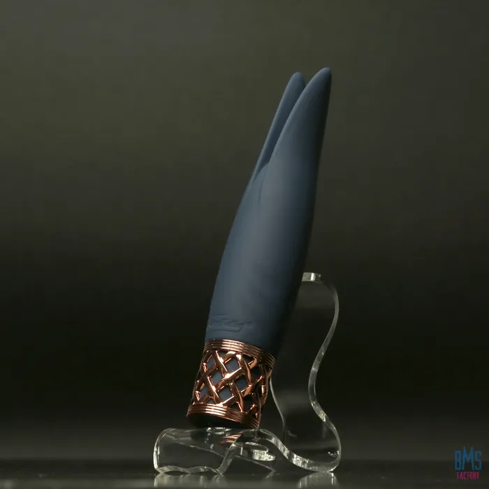 Pillow Talk Pillow Talk Secrets Playful Clitoral Vibrator Navy Vibrators