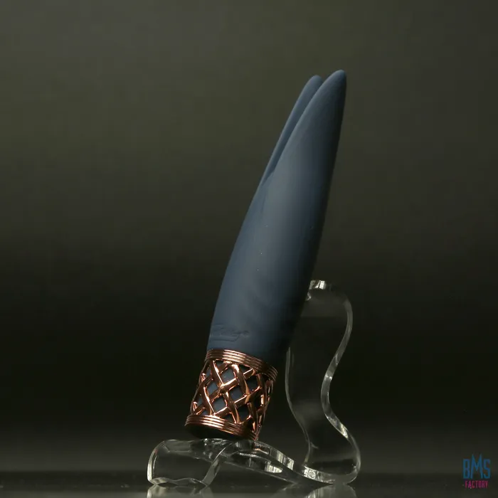 Pillow Talk Pillow Talk Secrets Playful Clitoral Vibrator Navy Vibrators